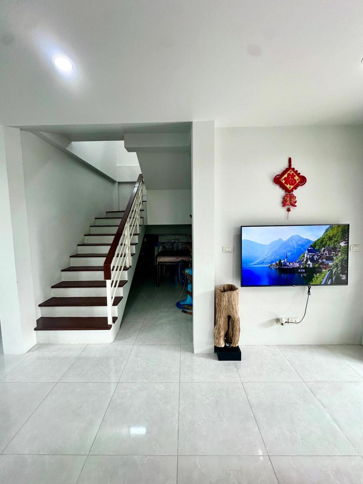 Y * Koh Samui