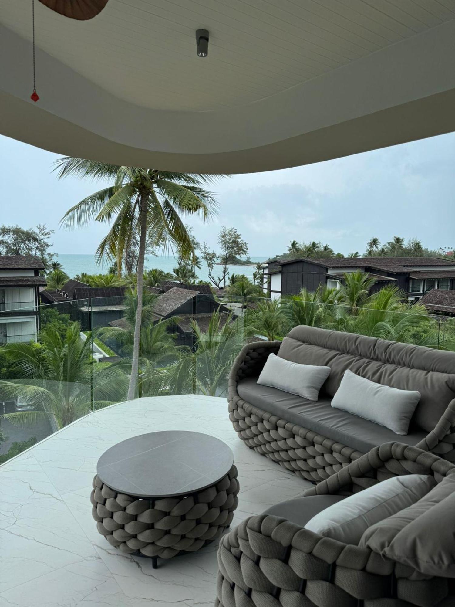 Beachside Apartment