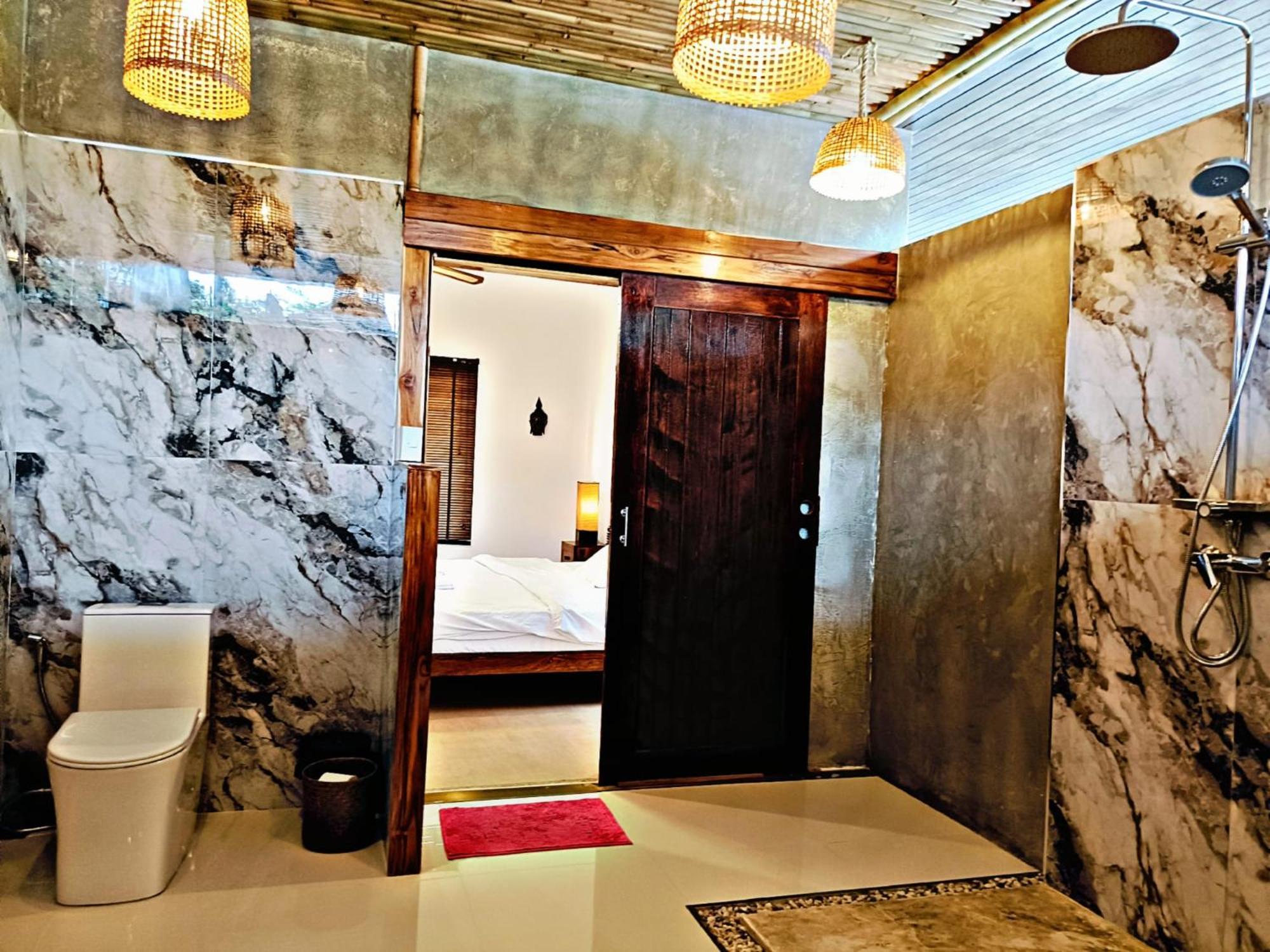 Baan Tropicana Villa