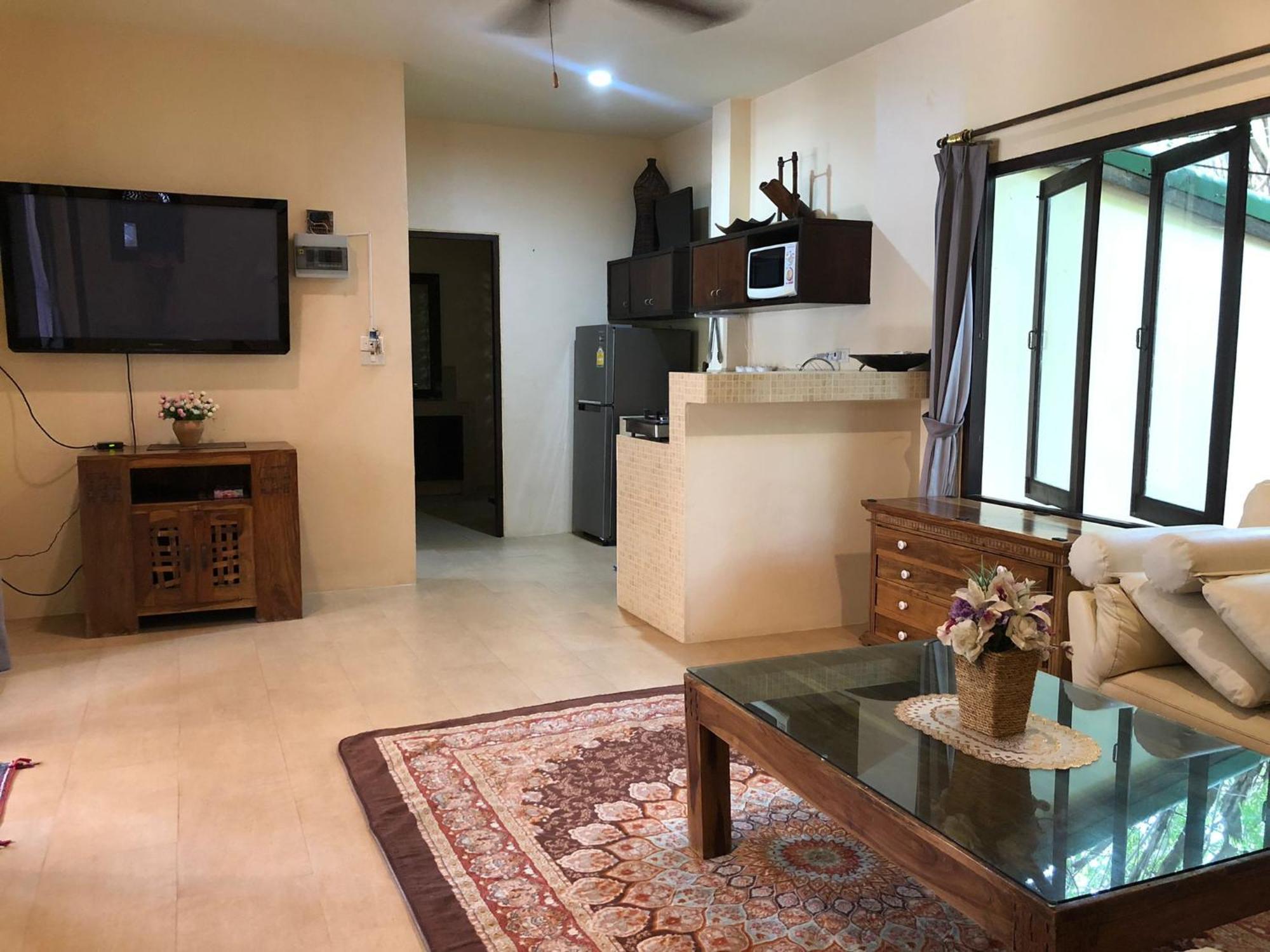 Baan Tropicana Villa