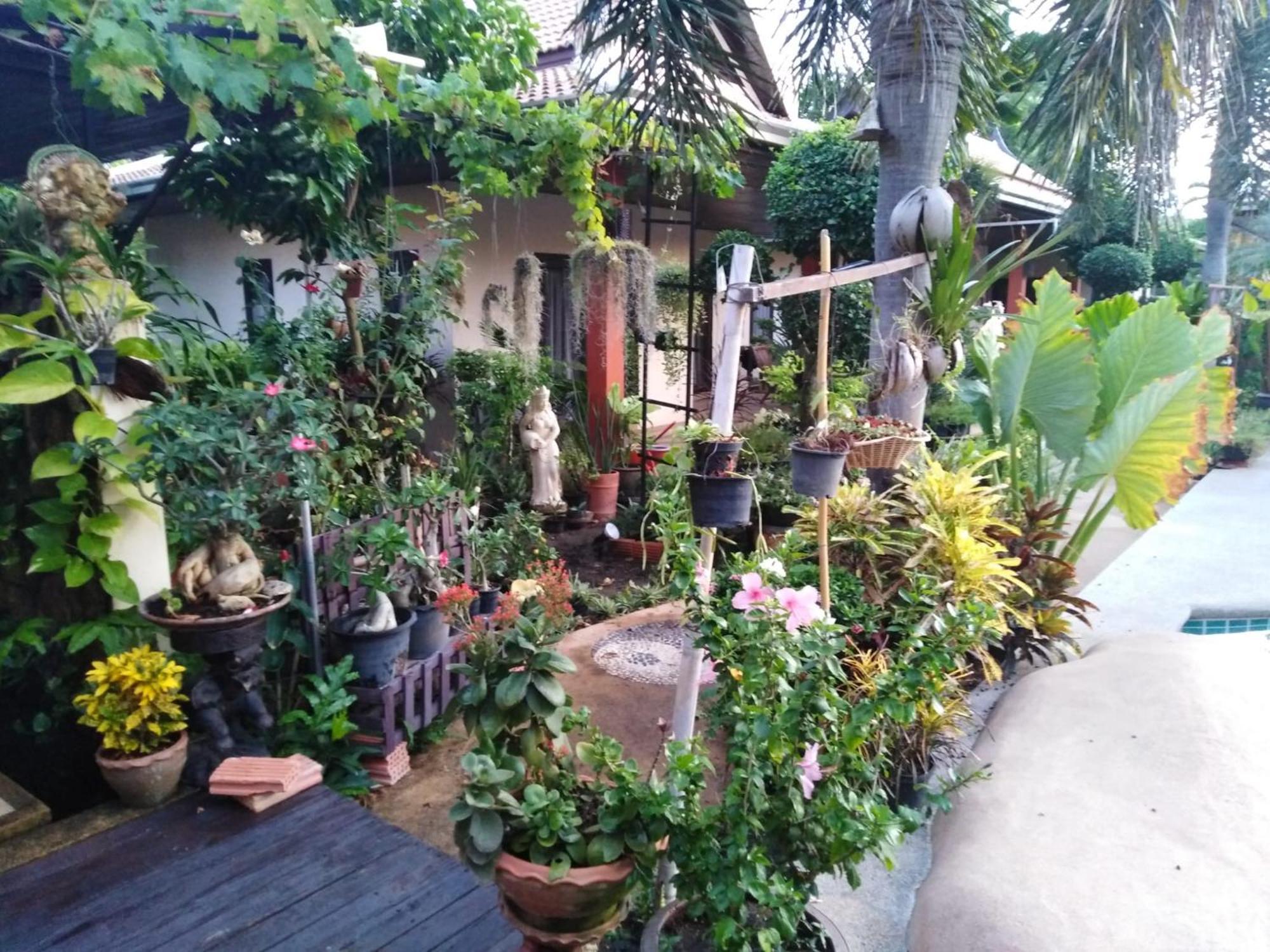 Baan Tropicana *