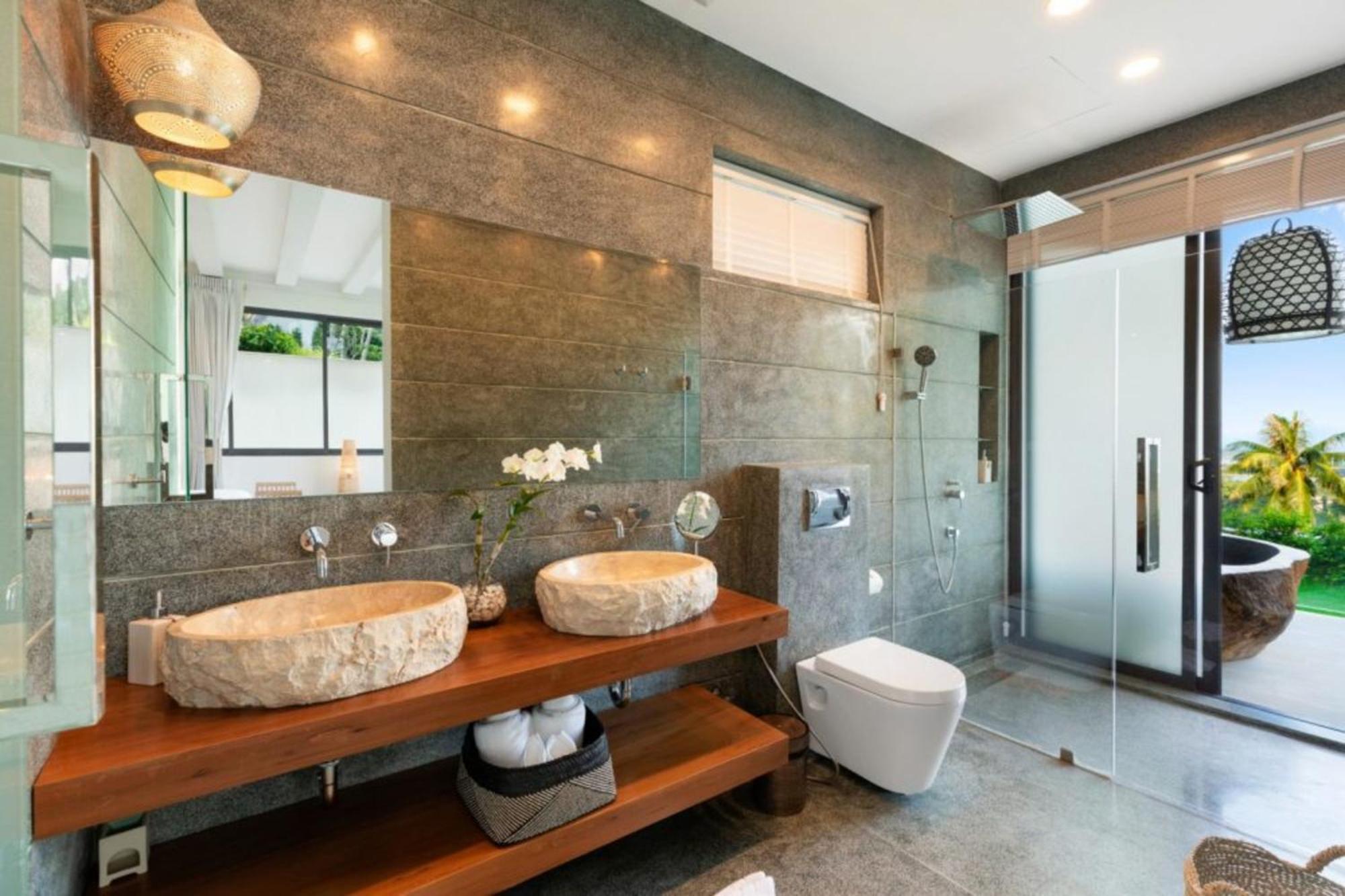 Amazing Luxury *