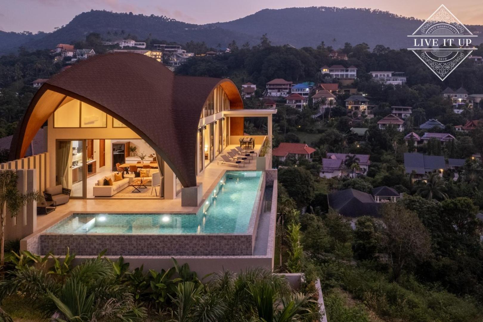 Villa Santi Peak