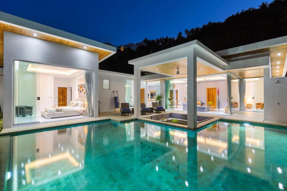 Villa Alexandra Sea View 3 Bedrooms- Included Airport Pickup