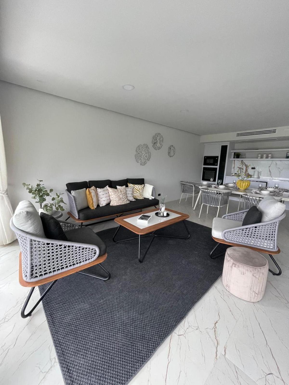 Apartment Beachside