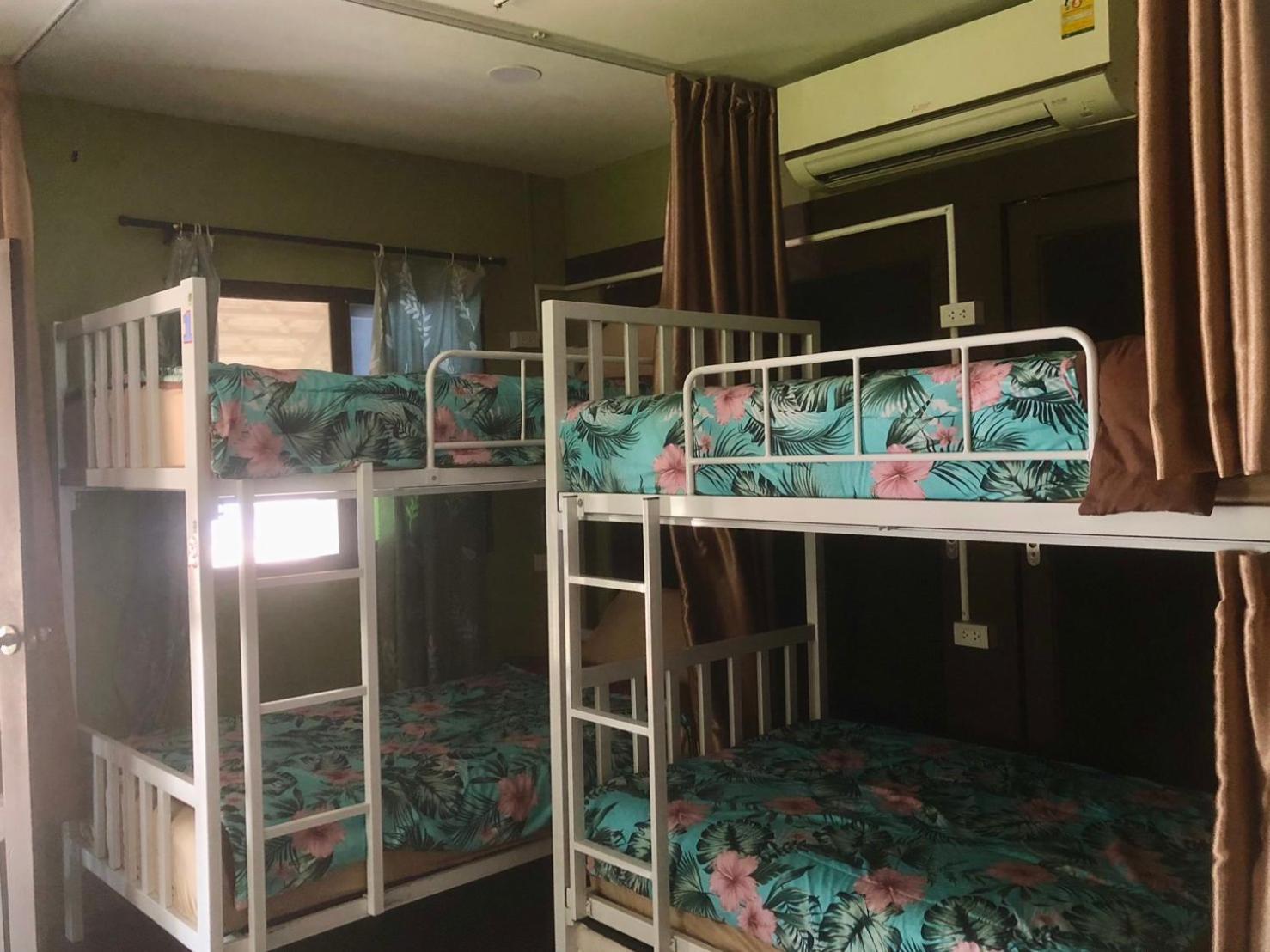 Hostel Blockhouse Samui Mae Nam
