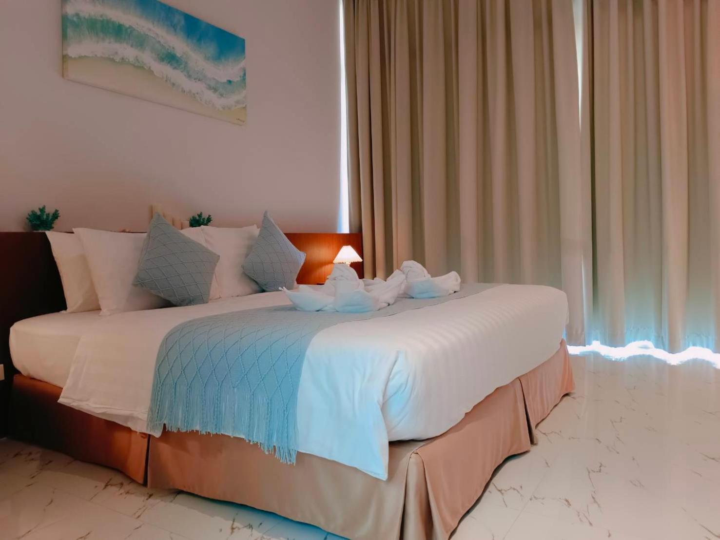 Smile Samui Front 4*