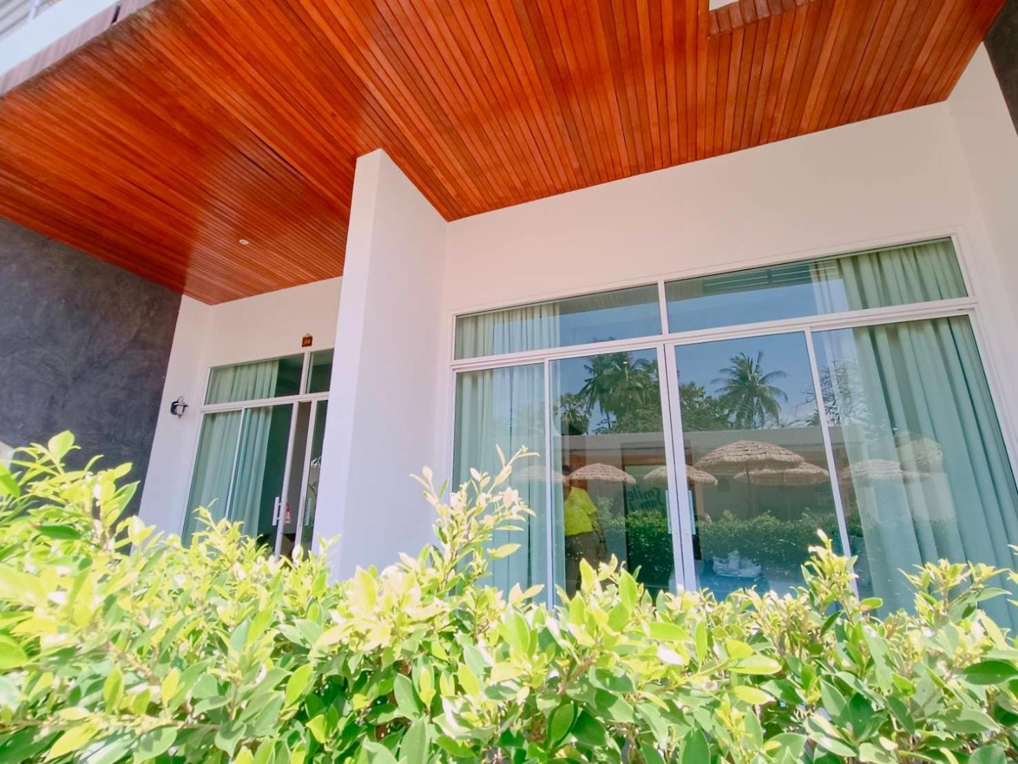 Smile Samui Front Hotel