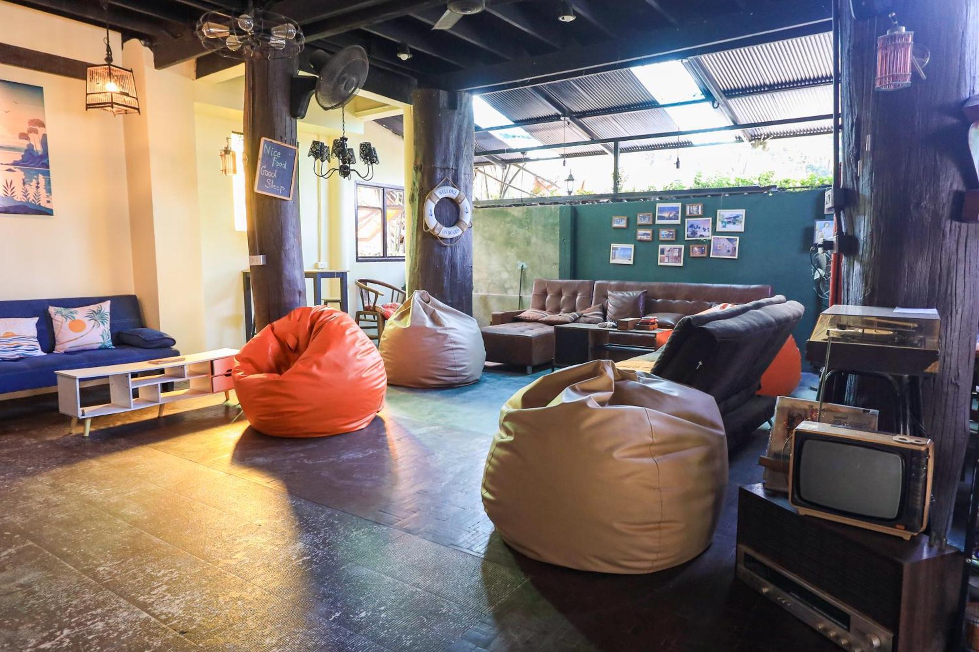 Hostel Blockhouse Samui *