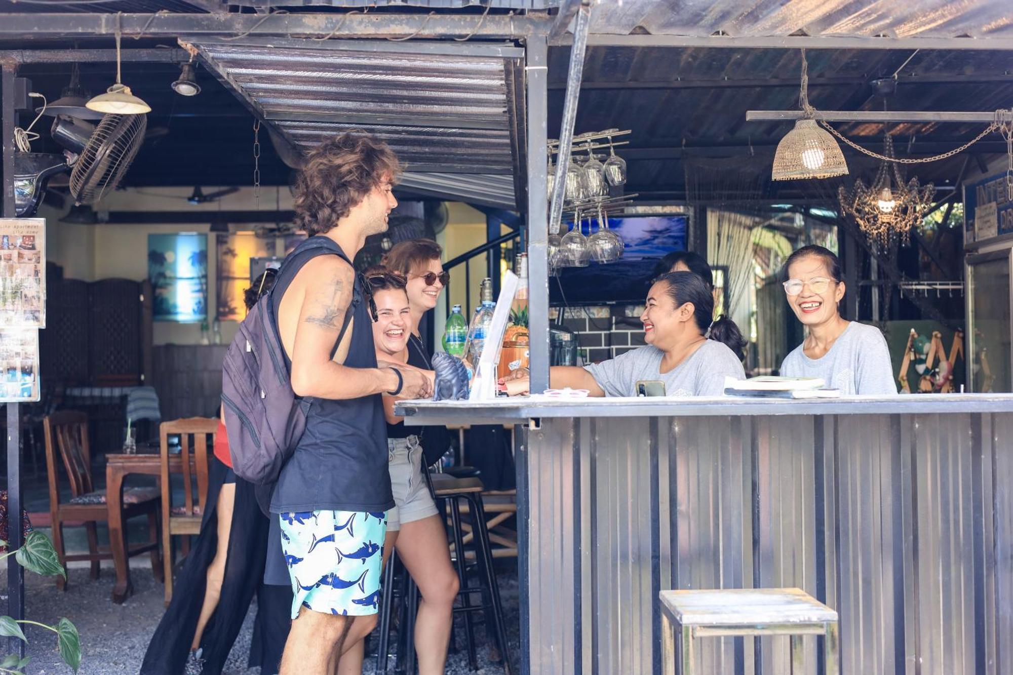 Blockhouse Samui Hostel *