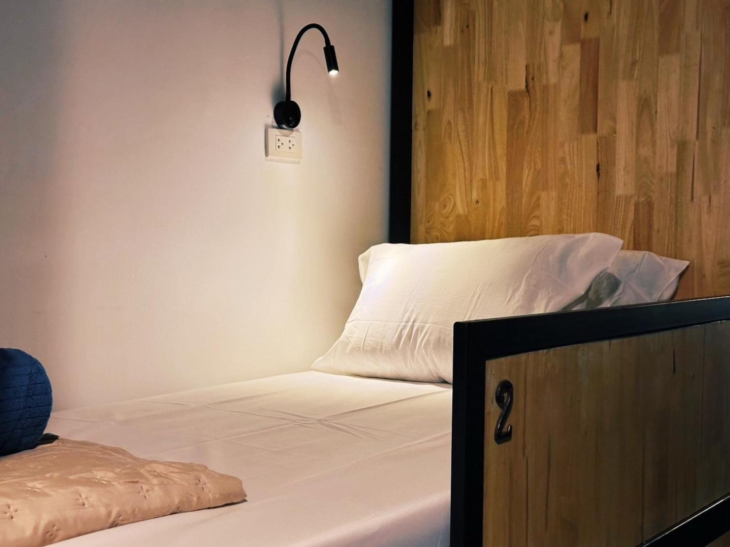 Mamo Samui - Male Bottom 9 Hostel Ban Ko Khwan