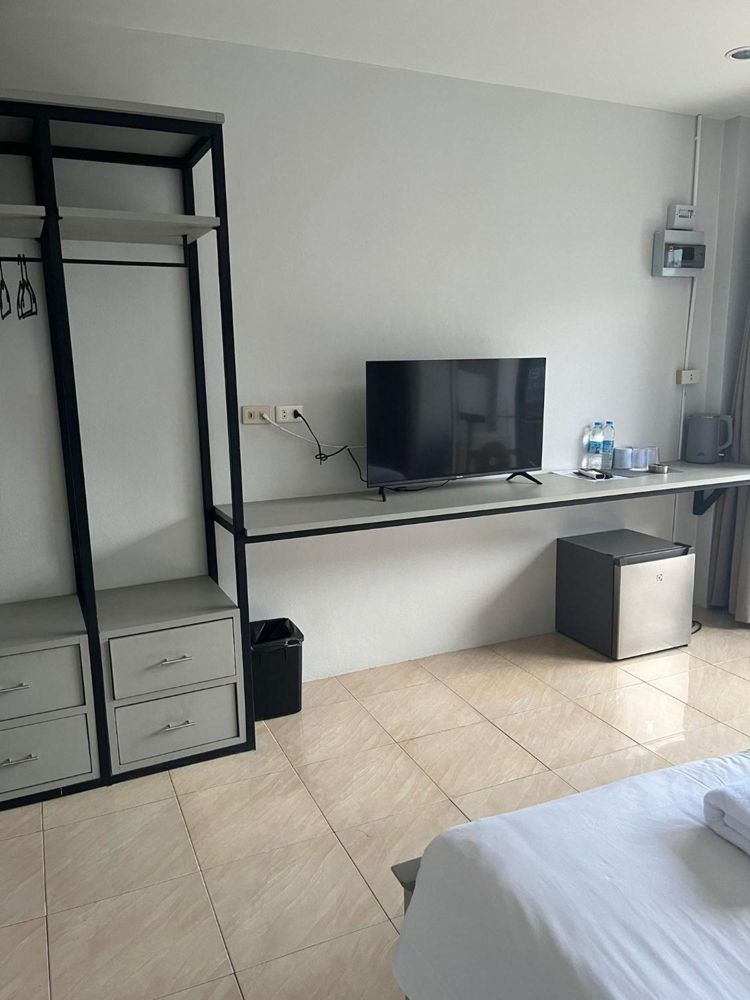 Penginapan Terrace 2*
