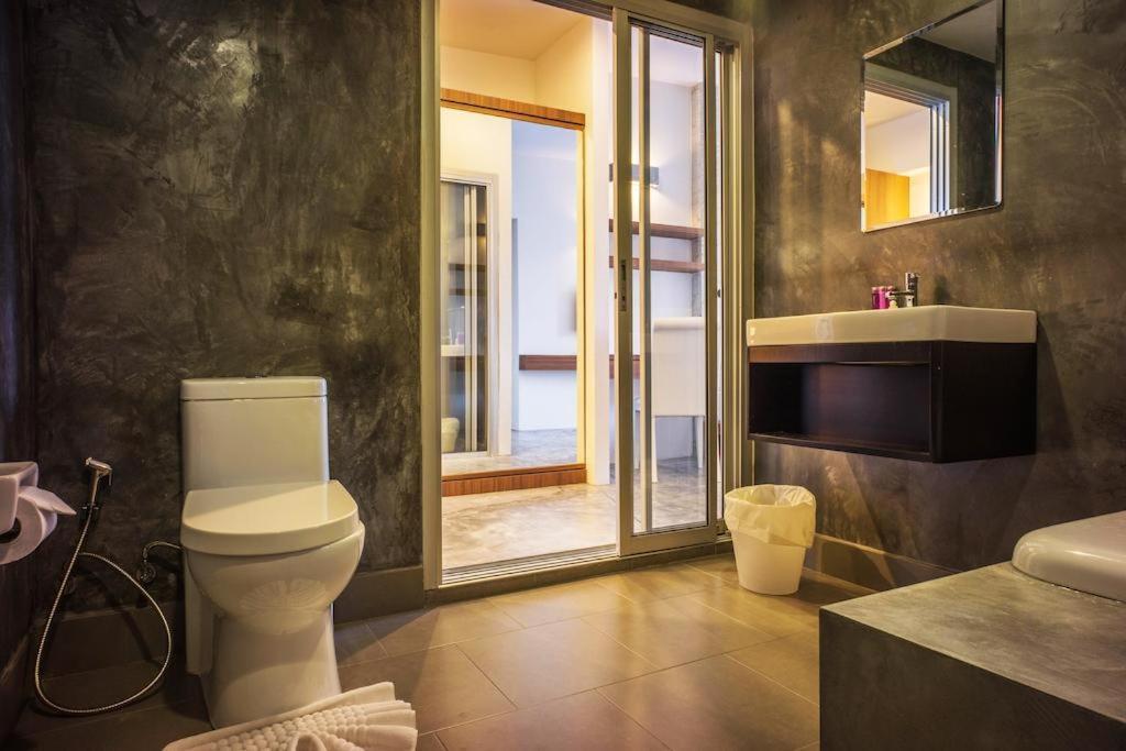 Replay One Bedroom Apartment