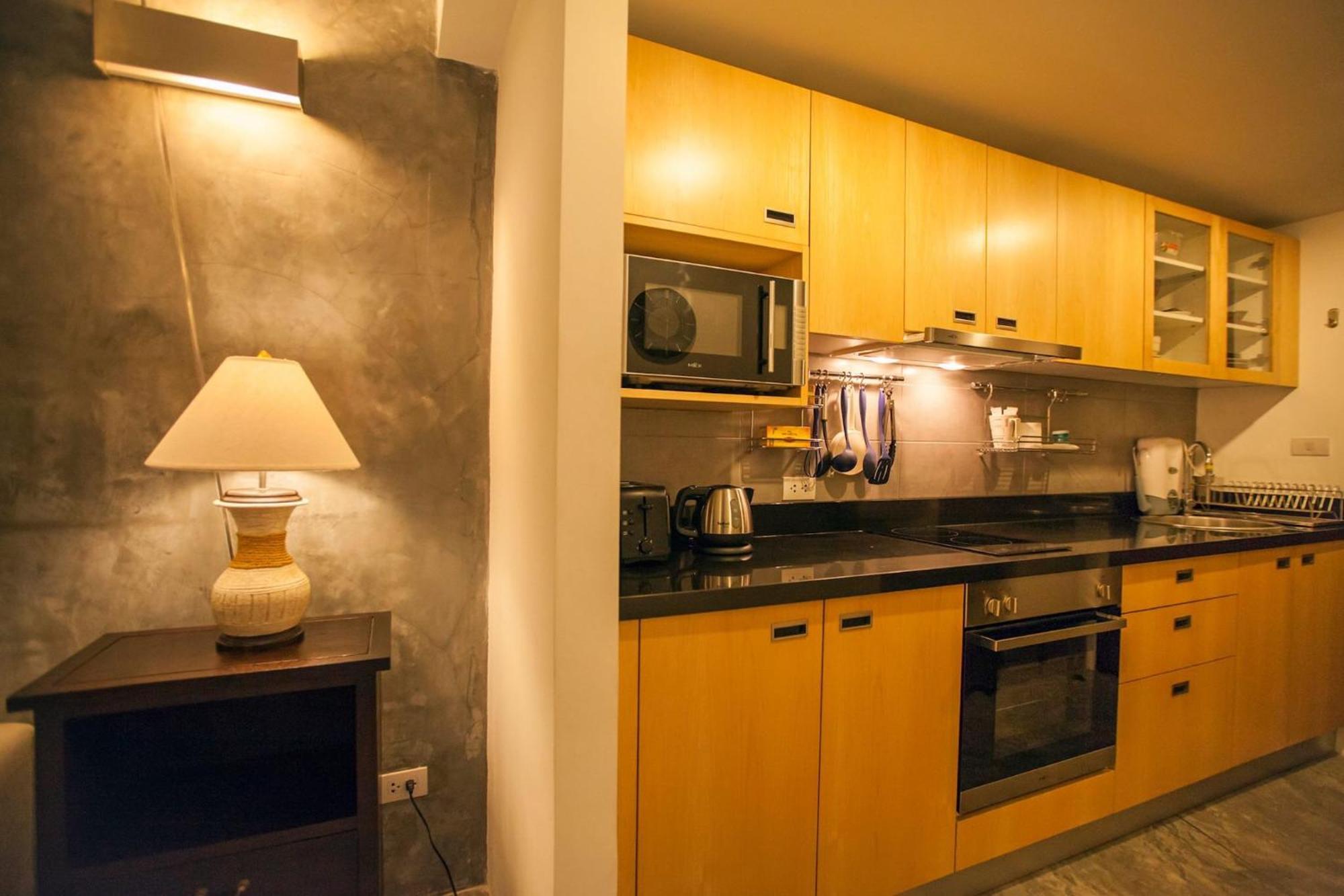Replay One Bedroom Apartment *