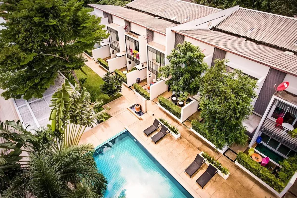 The Pool Holiday home