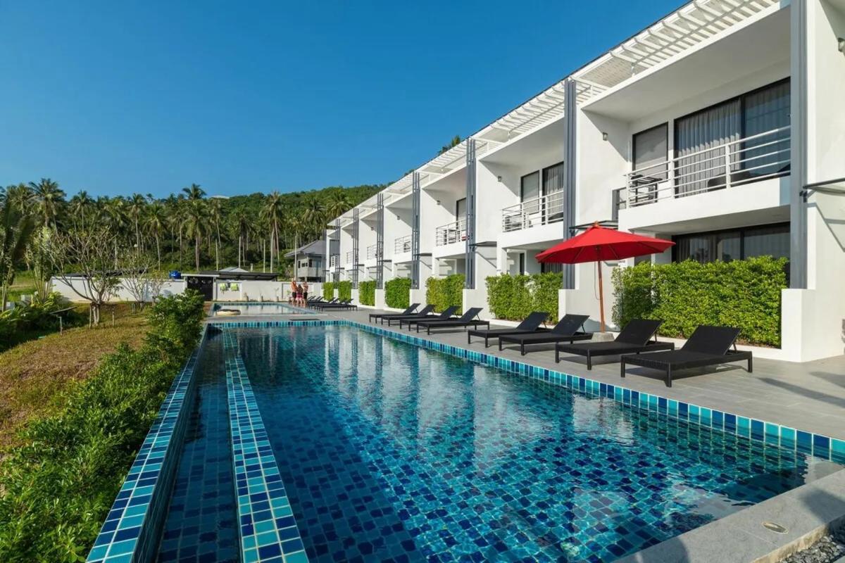 The Blue Lotus Mae Nam