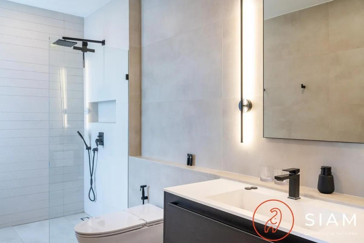 Ami 3br & Private Pool Villa *