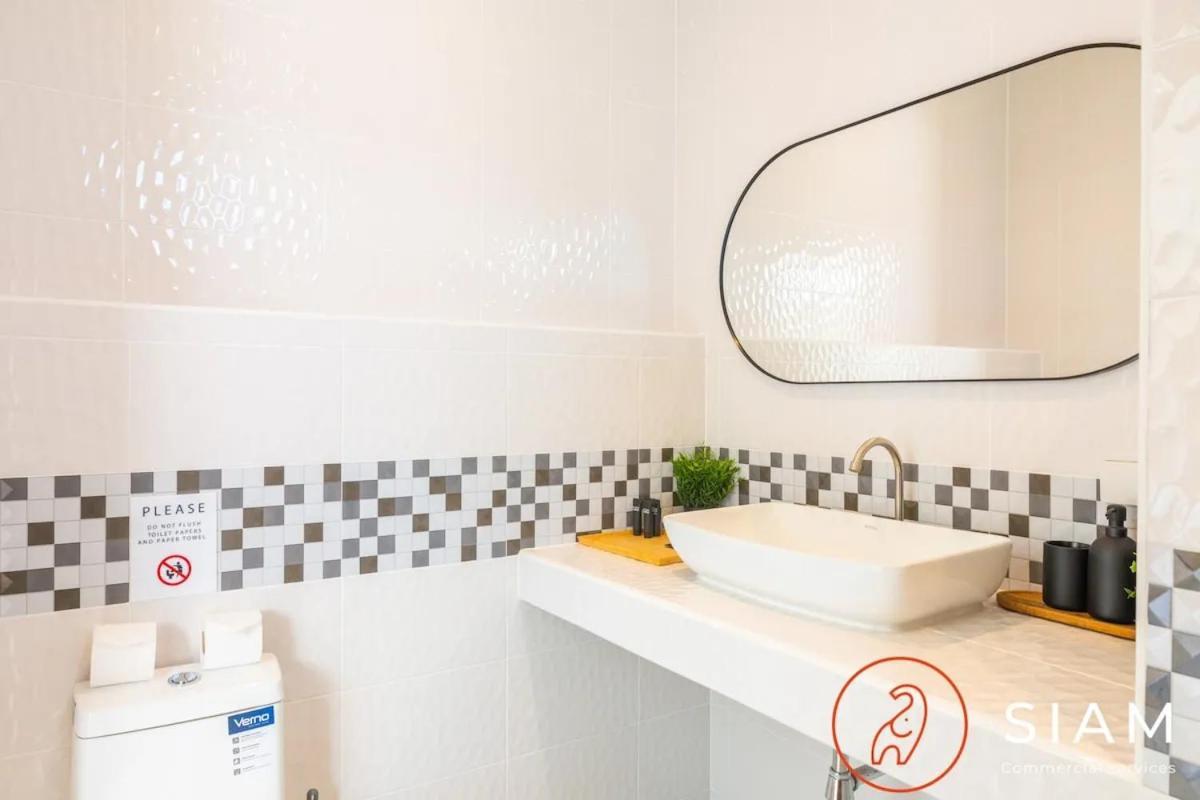 Laura 2br & Private Pool Villa *