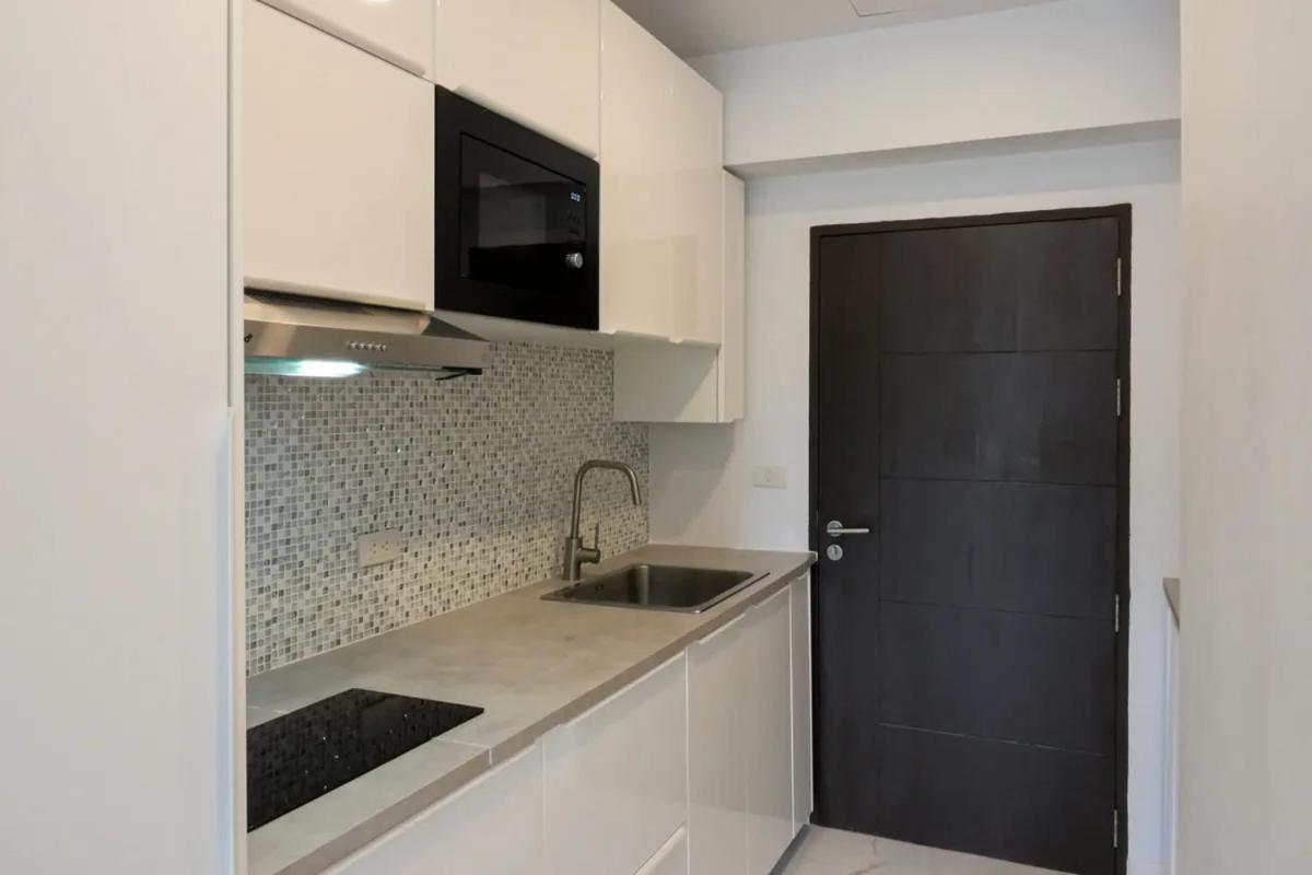 The Replay 1br With Terrace And Sea View *