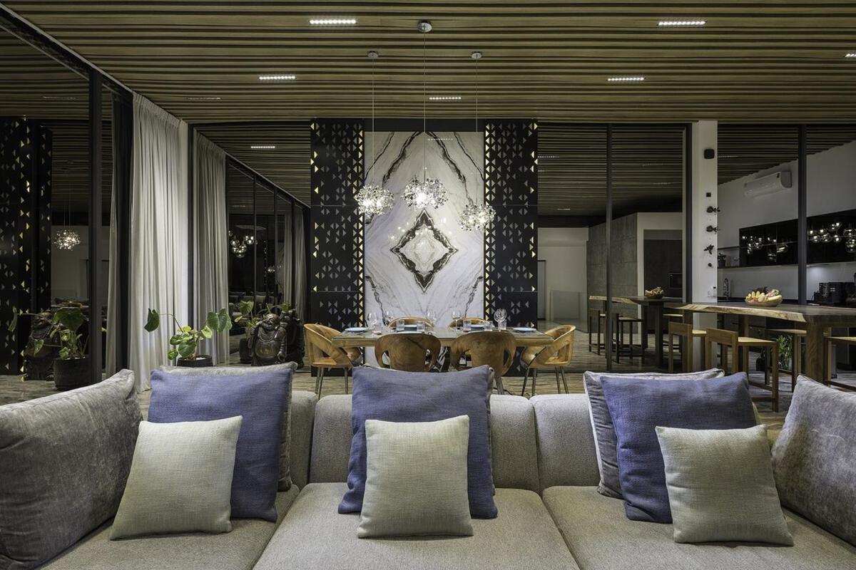 Onyx Villa *