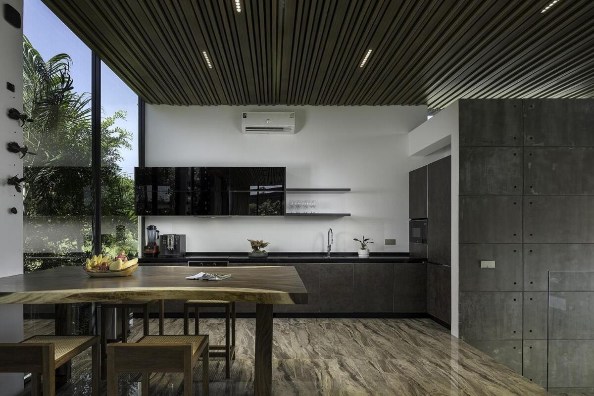Onyx Villa *