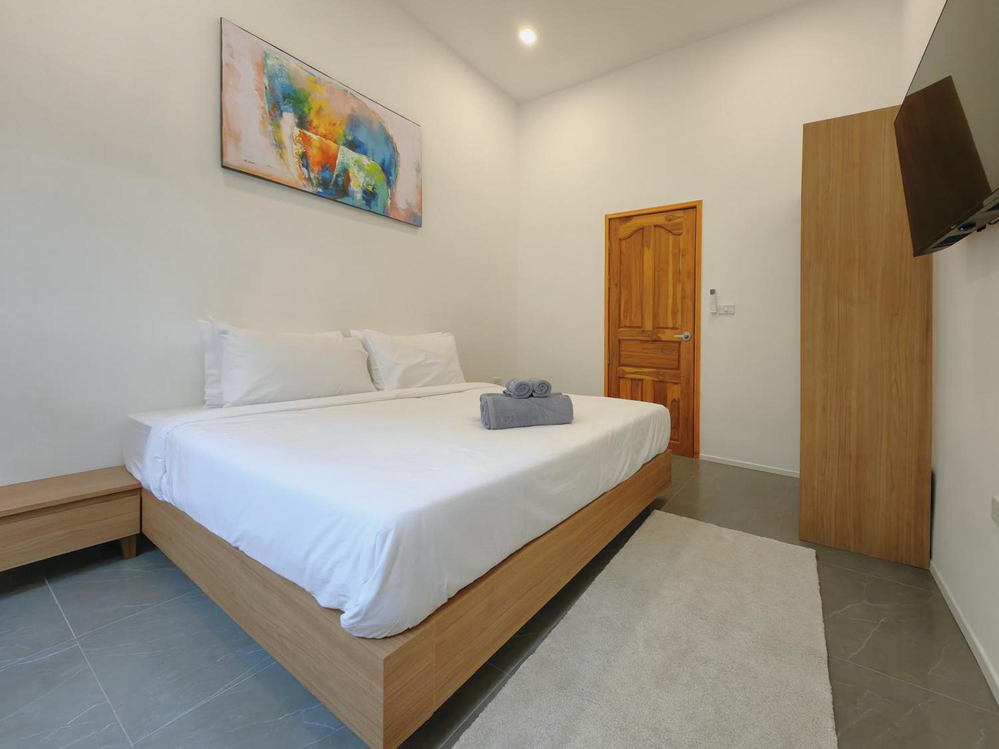 Modern & Cozy 3br Pool - Prymabianca Villa