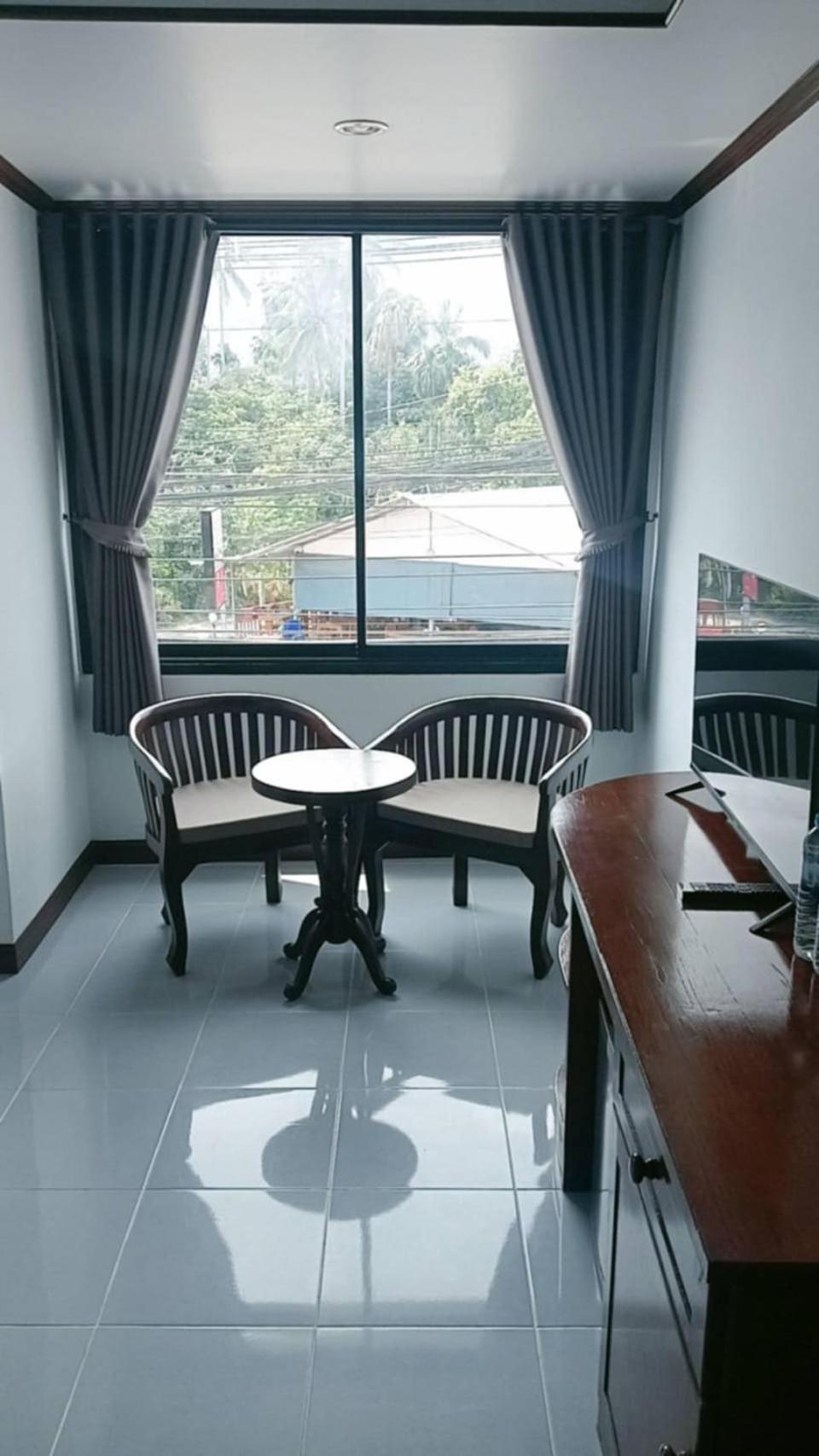สมุย แกรนด์ แมนชั่น Samui Grand Mansion Ban Thong Phlu