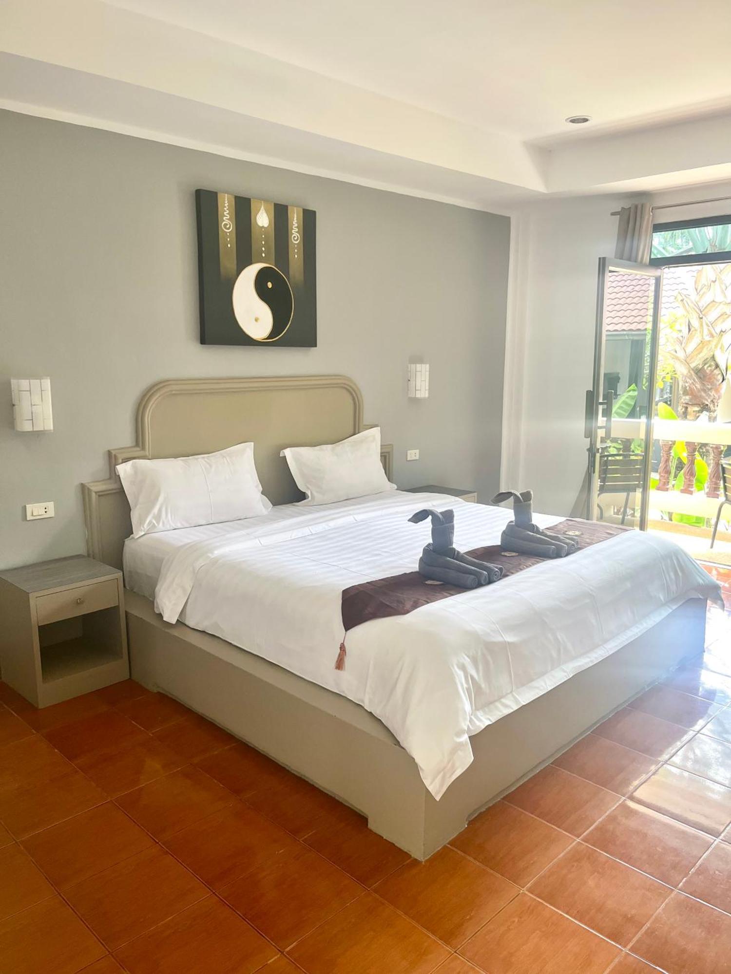 Tropical Palm Resort 3*