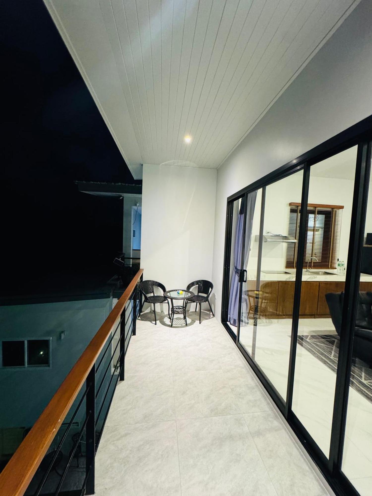 Gm 2 Bedrooms *