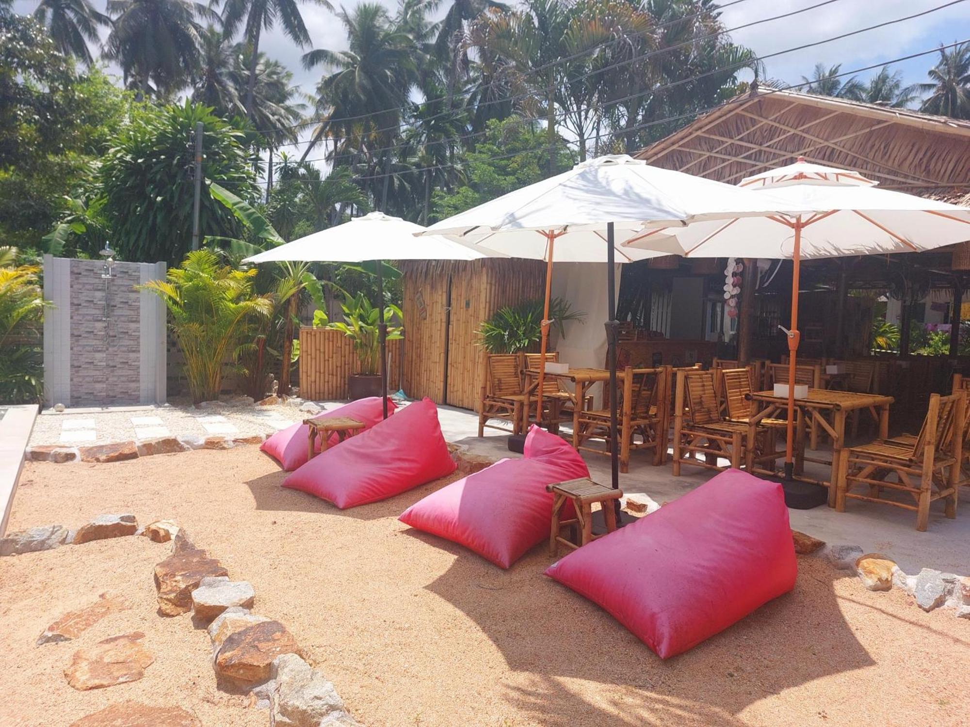 Hotel Leelawadee And Restaurant Mae Nam