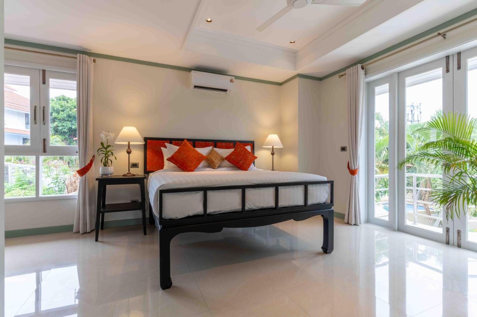 4 Bed Pool Steps From The - Kbr34 Vila *