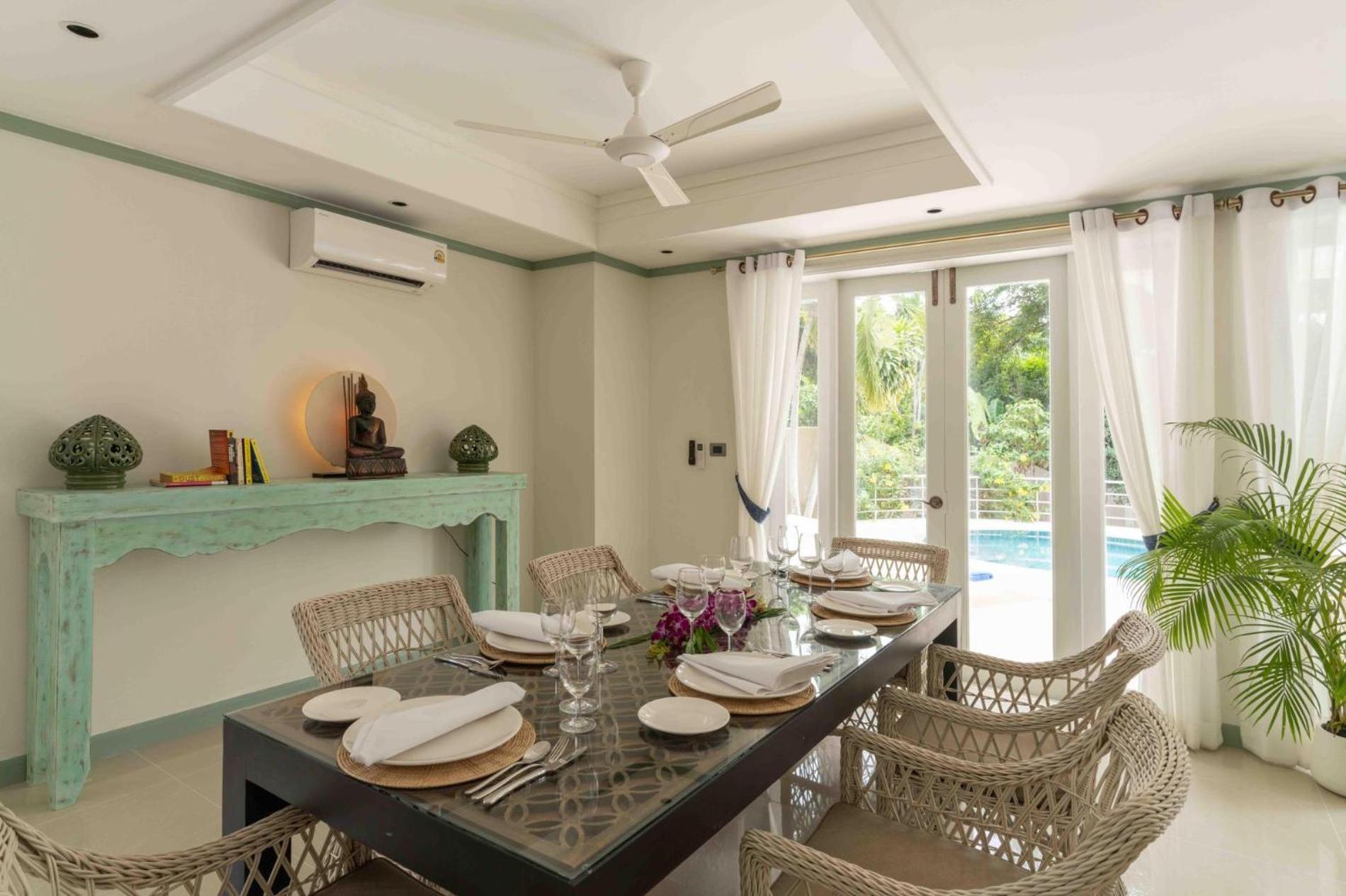 Vila 4 Bed Pool Steps From The - Kbr34