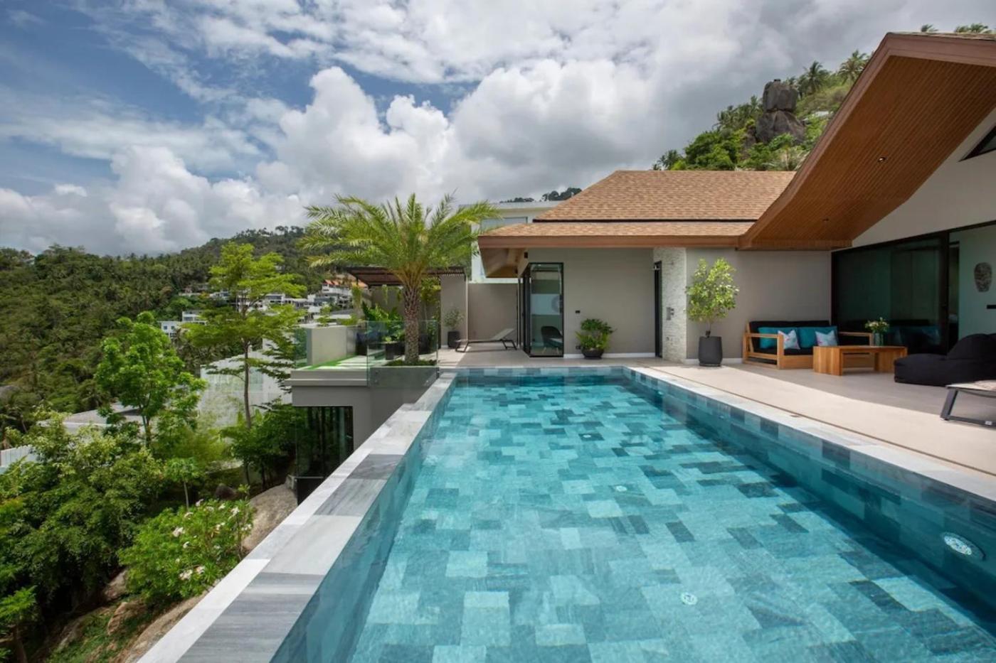 Luxury Swann 4br Panorama & Pool Villa