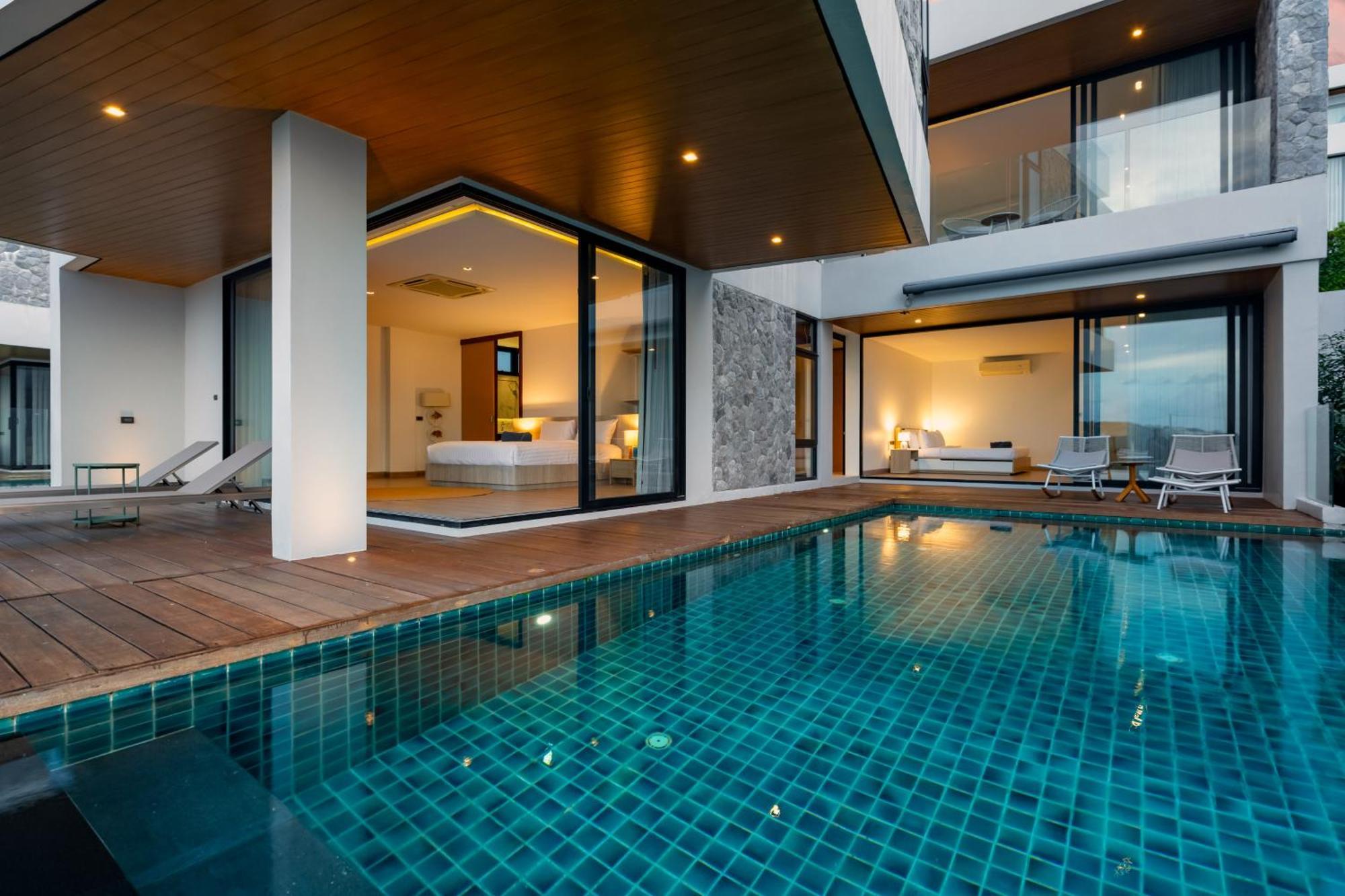 Serenity Bay, Modern 4-br Partial Sea View Villa