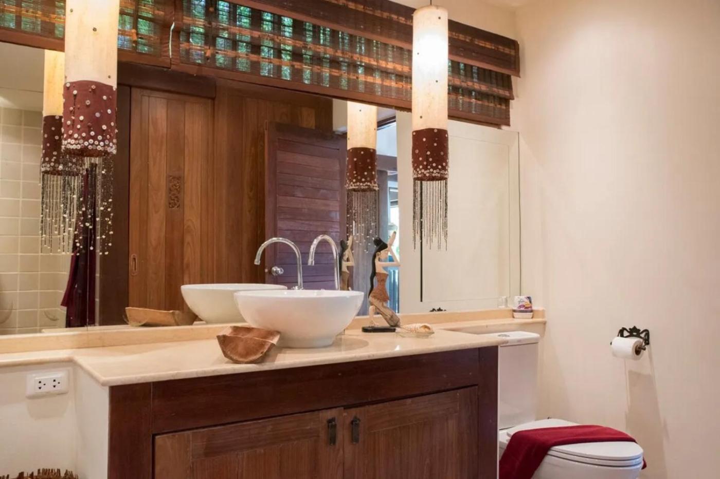 T - 4br Private Pool