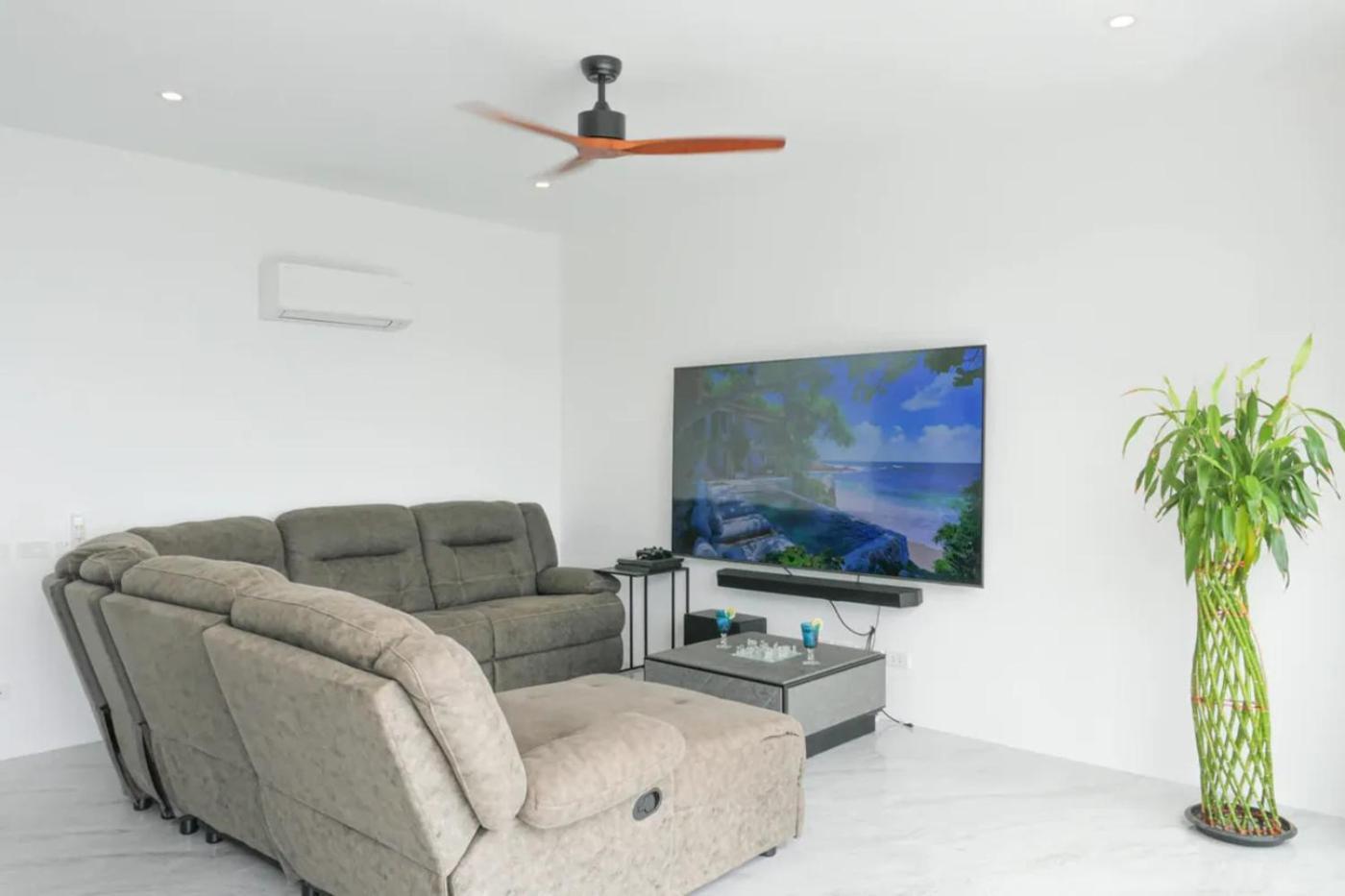 Morning Bliss 3br Private Pool & Sea View *