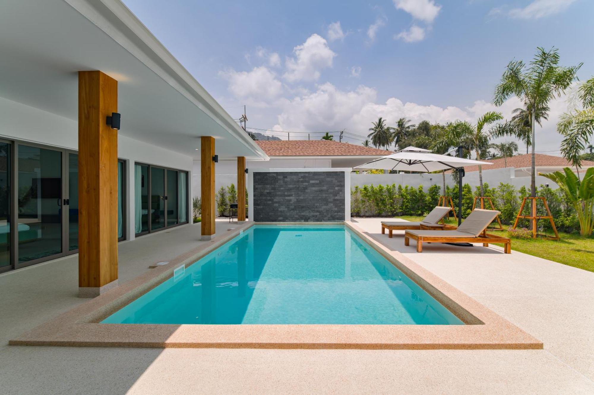 New Luxury 3 Bedroom In Lamai Area , Olive