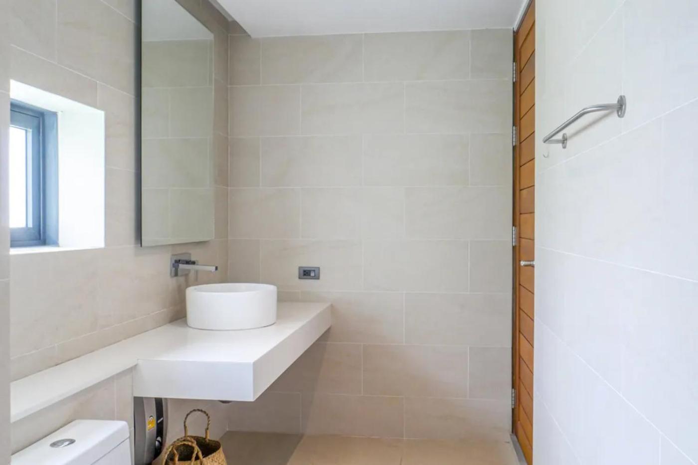 Phra Chan 2br - Infinity Pool & Sea View Villa Plage de Chaweng
