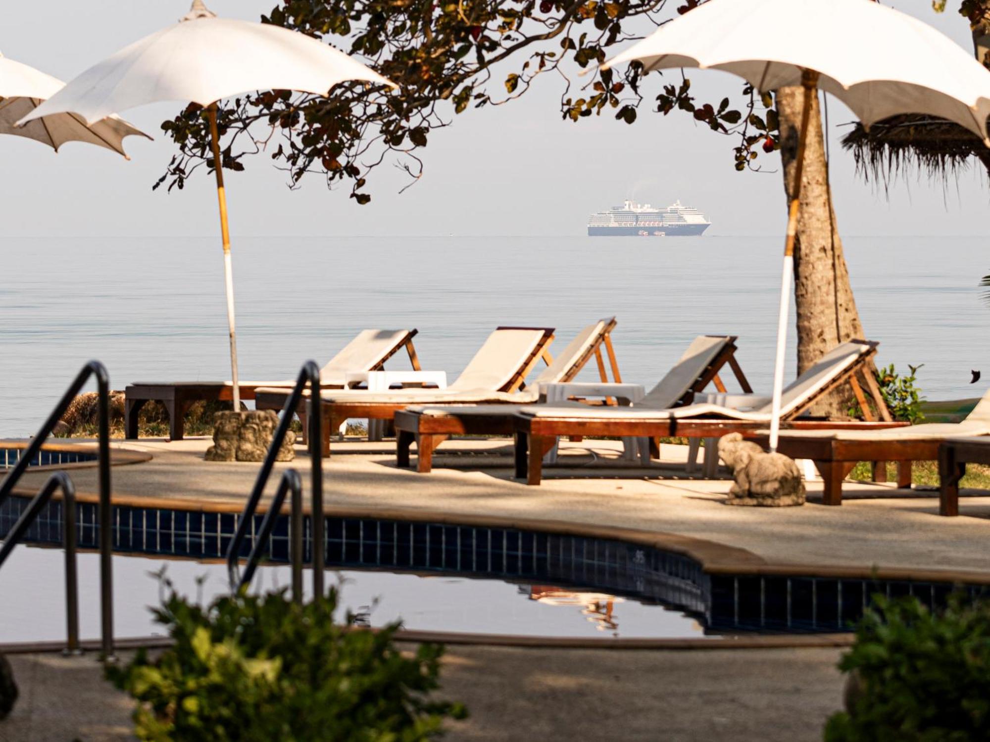 Lipa Beach Lipa Noi