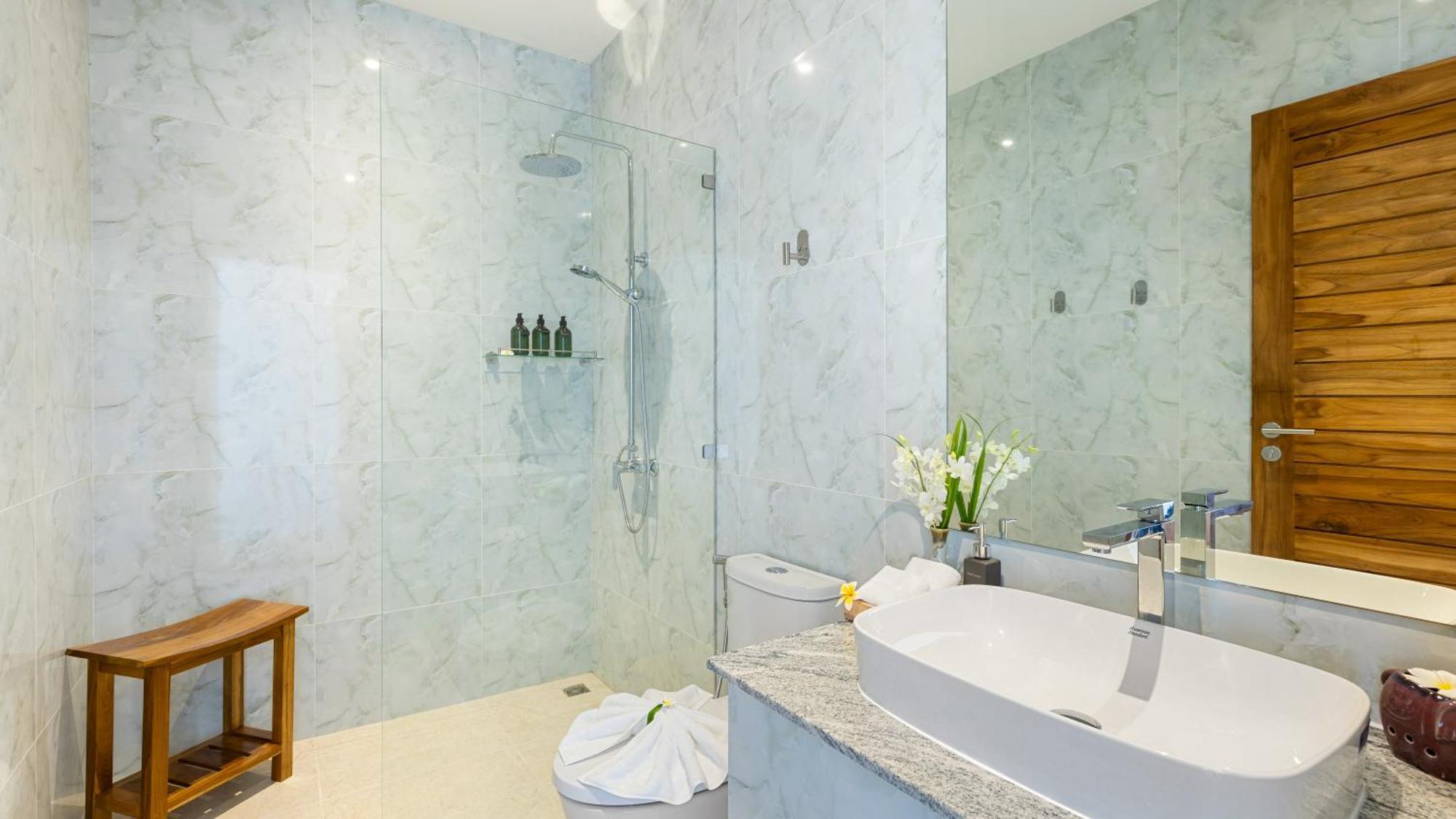 Blue Pearl - Brand New Luxury Awaits