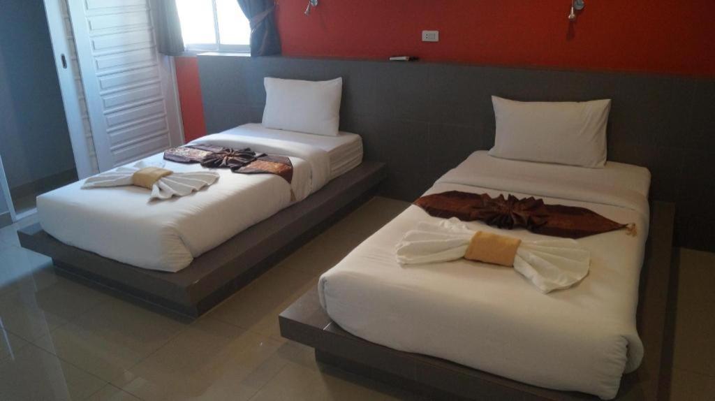 P.f Mansion Hotel 2*