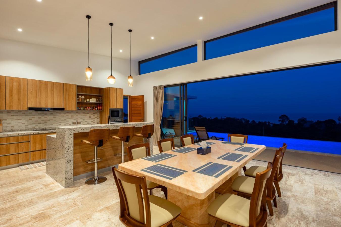 Gala 4br Fantastic Views Rumah percutian