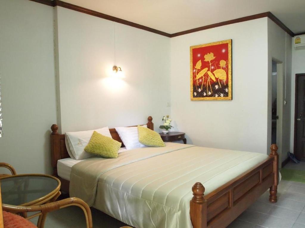 Baan Sala Lung Dam 3*