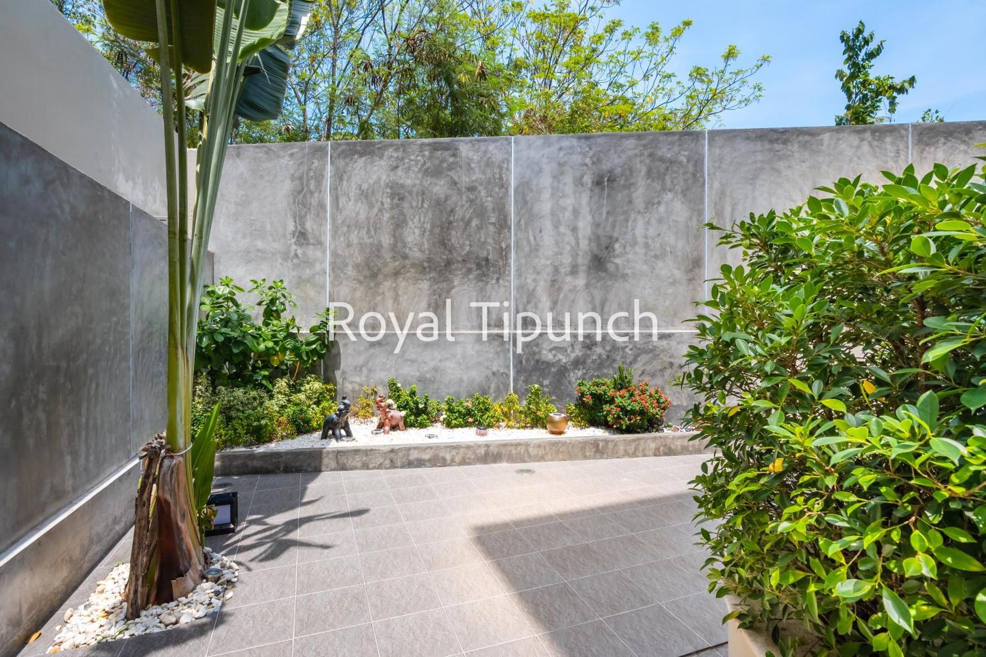 Royal Tipunch Sea View Villa *