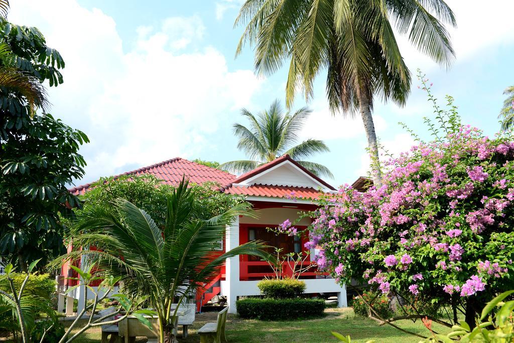 New Sunrise Village Hébergement de vacances Mae Nam