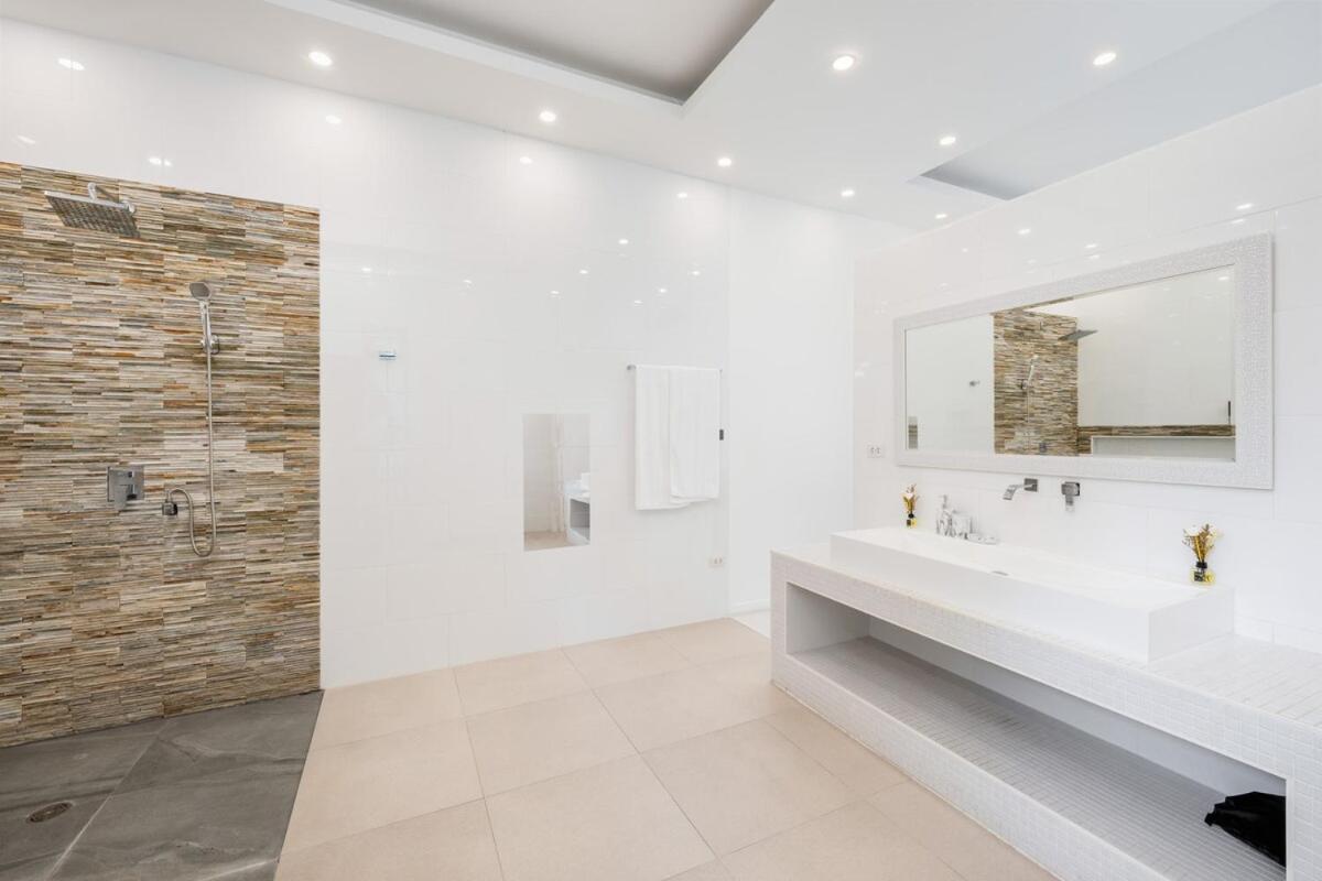 Twice, Luxury And Serenity In Ko Samui