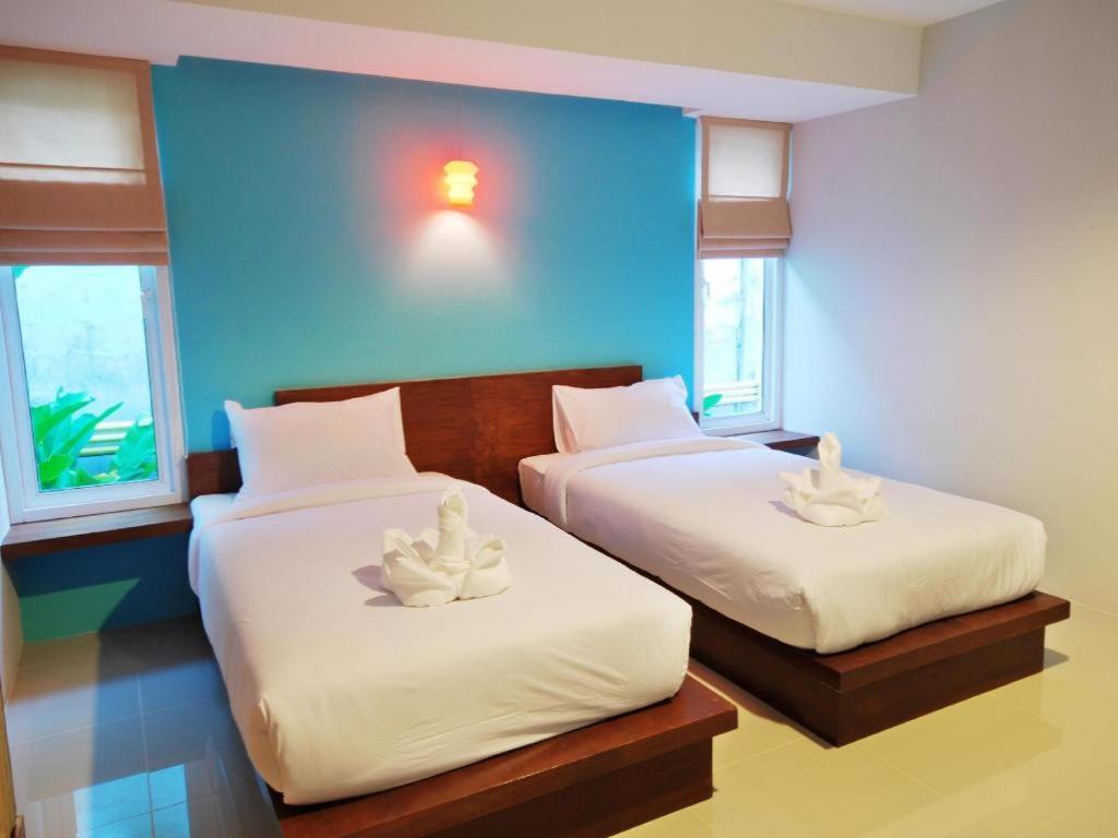 The Living Pool Hotel