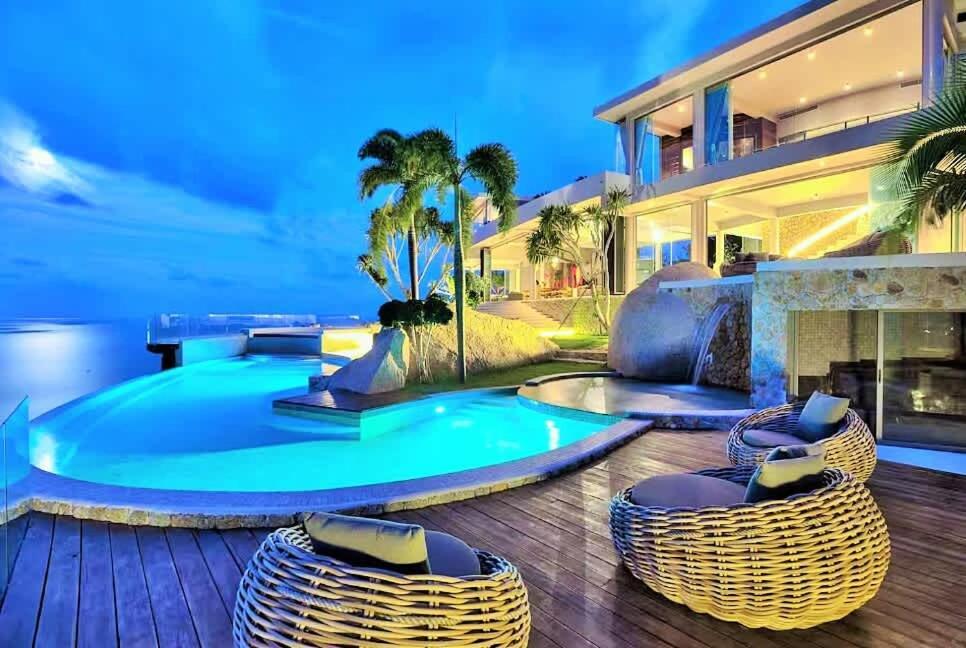 Un Sanctuaire Suspendu Au-dessus Du Monde Villa Bophut