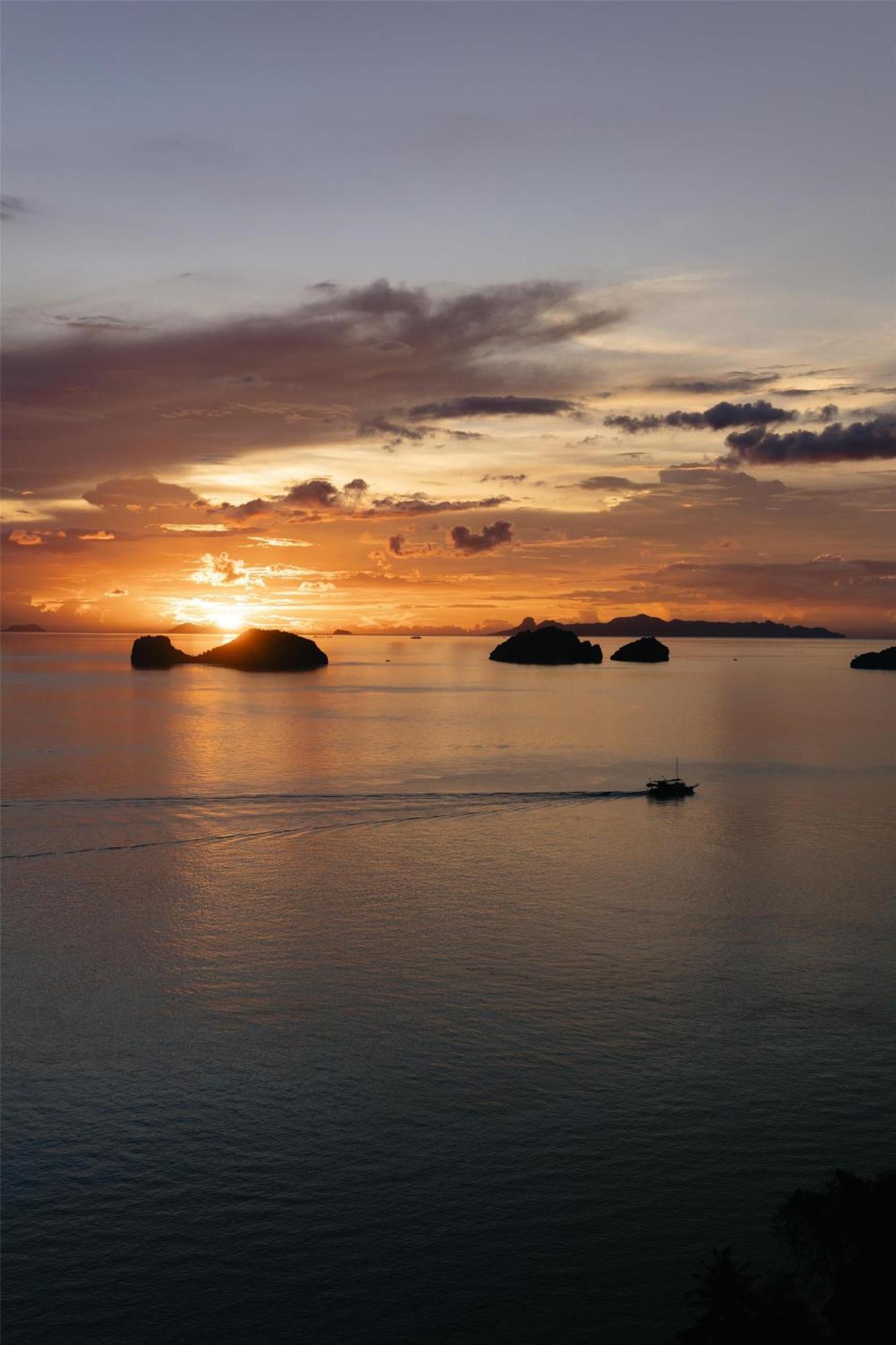 Conrad Koh Samui Taling Ngam Beach