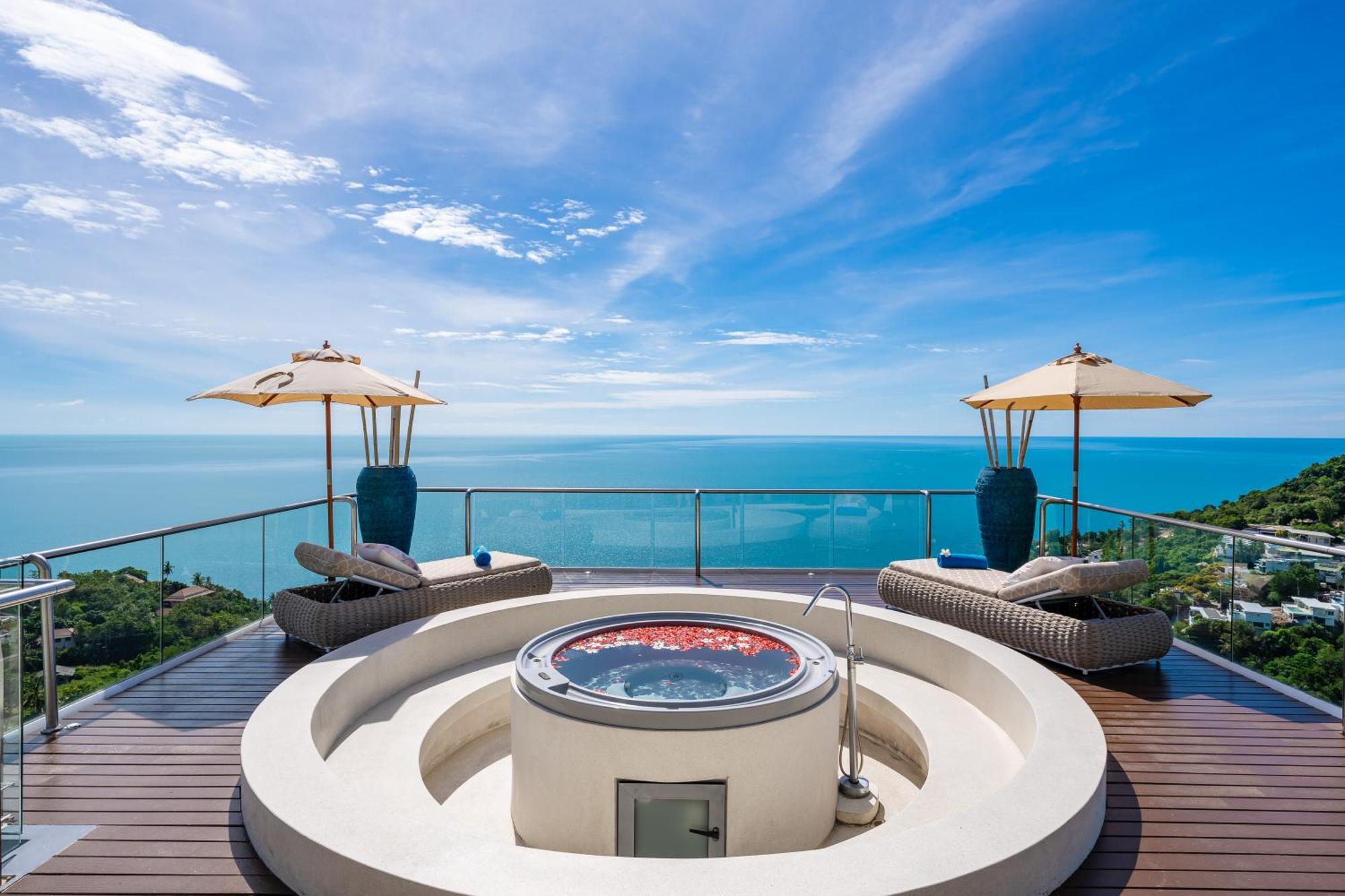 Villa Seawadee - Luxurious, Award-winning Design With Amazing Panoramic Seaview *
